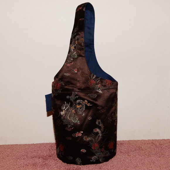 Gem oriental dragon & peacock embroidered bag - Picture 5 of 8